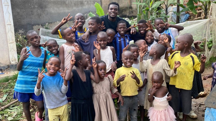 Help brighten these children’s lives campaign photo, 1 of 8