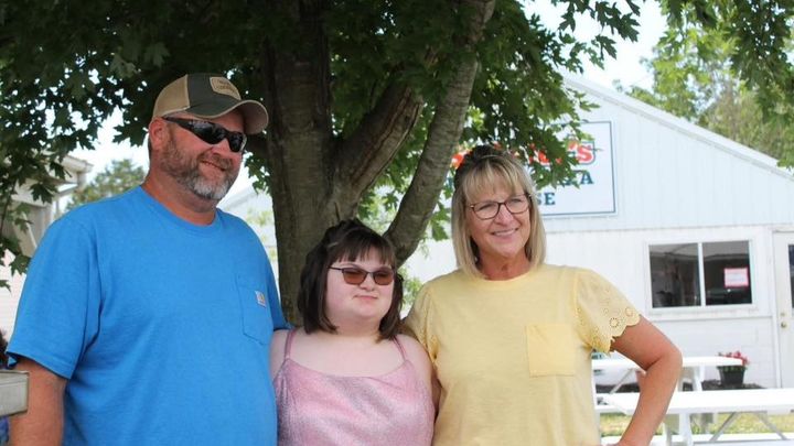 Support for Greg Schepman's Family campaign photo, 1 of 3