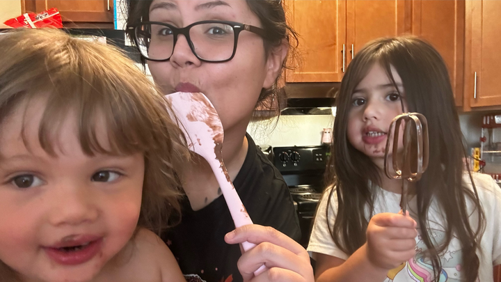 Help Jasmine and Her Girls Avoid Eviction campaign photo, 1 of 6