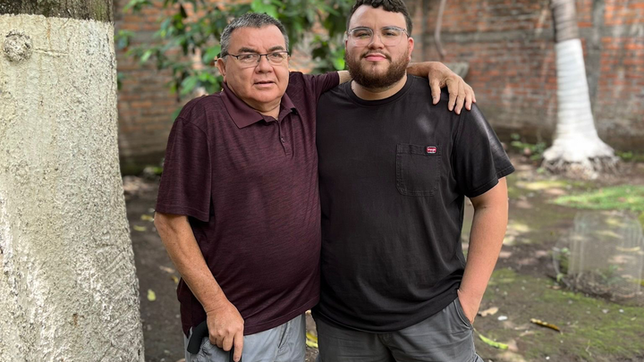 Hemodiálisis- Rufino Velásquez campaign photo, 1 of 7