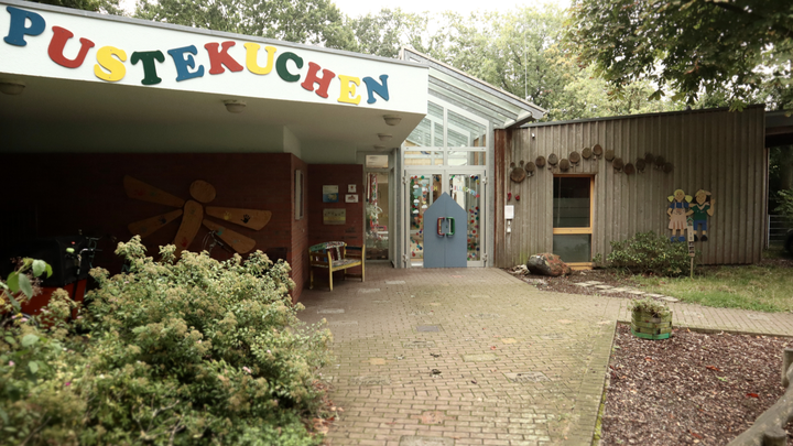 Instandsetzung der Spielgeräte des Pustekuchen-Kindergartens campaign photo, 1 of 3