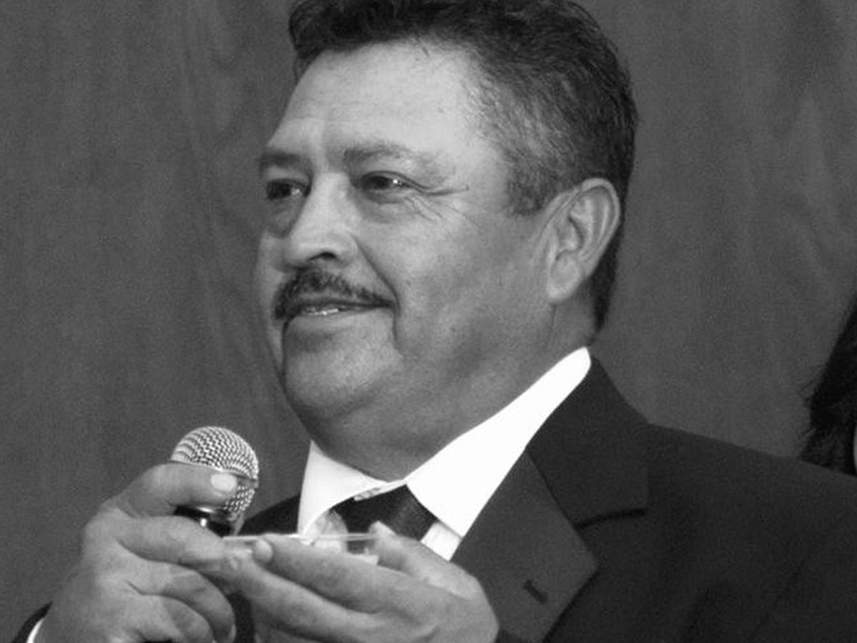 Spanish Neighborhood Realtor Brochure, Canva Template (digital Download) -  Etsy, image size:1200x900