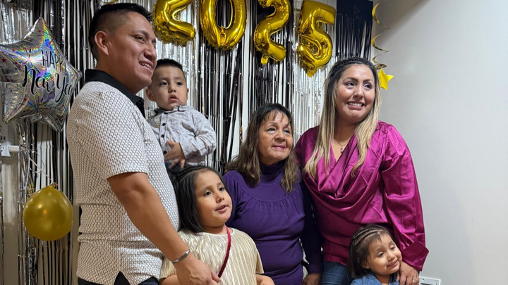 Help please, Cesar y familia estan pasando un camino dificil campaign photo, 1 of 6