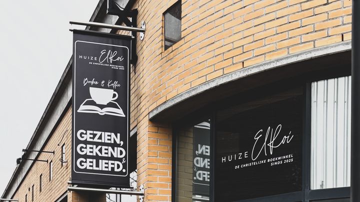 Steun Christelijke Boekwinkel Huize El Roi campaign photo, 1 of 8