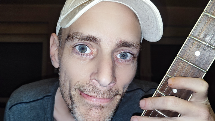 Hätte wirklich gerne eine neue vernünftige E-Gitarre. campaign photo, 1 of 3