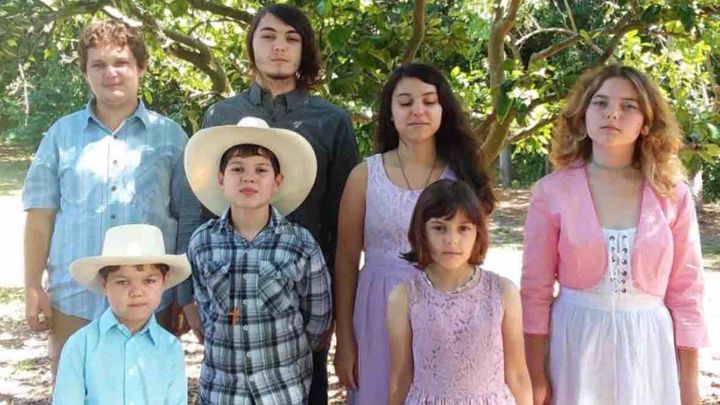 Help Cindy Get Back on the Road for Her 7 Kids campaign photo, 1 of 8