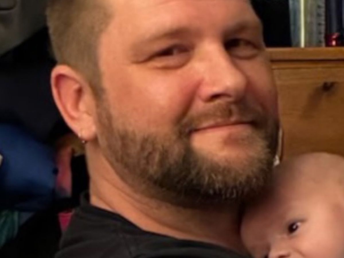 Support Michael MacDougall’s Family campaign photo, 1 of 5
