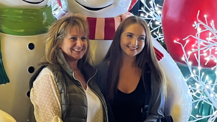 Support Sydney Wesolek's Family in Their Grief campaign photo, 1 of 7