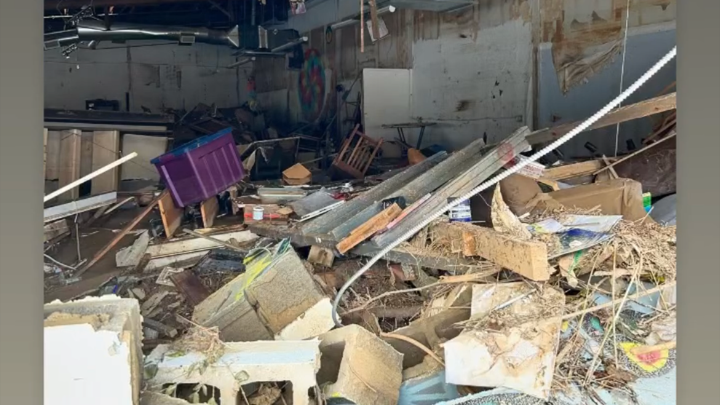 Help Natalie Rebuild Sabai Sabai After Hurricane campaign photo, 1 of 3