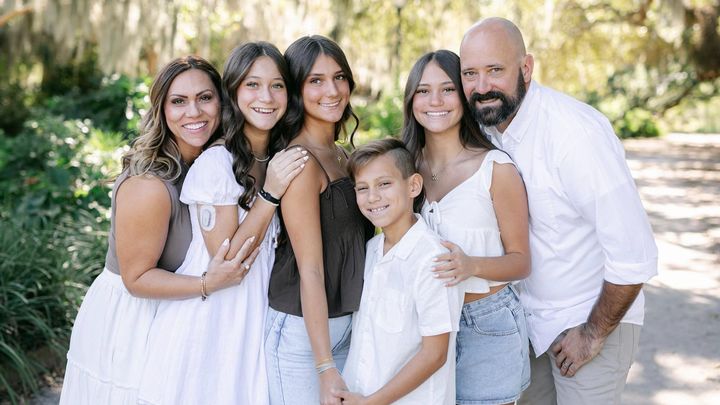 Support for Lisa & Family: Medical & Family Needs campaign photo, 1 of 6