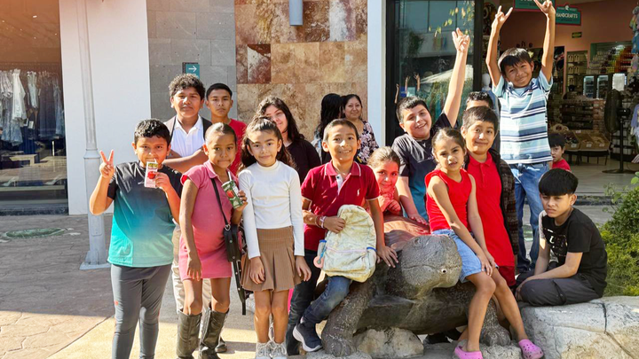 Vallarta Abuelos' Donations Page campaign photo, 1 of 3