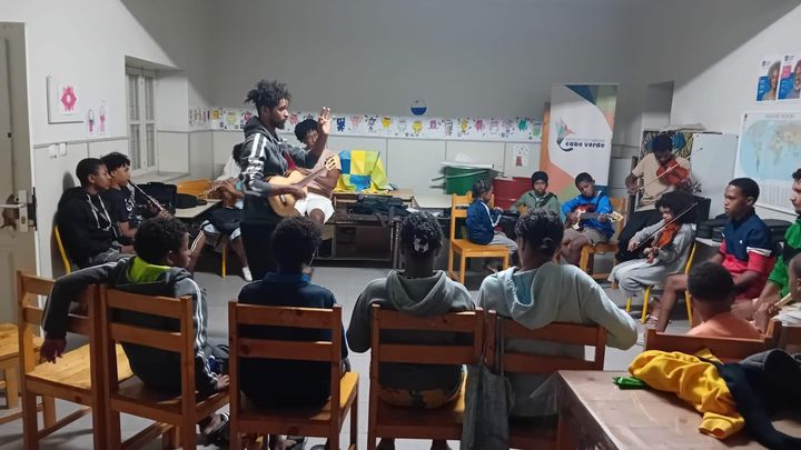 Foto da arrecadação Uma Viagem de Música e Solidariedade, 1 de 3