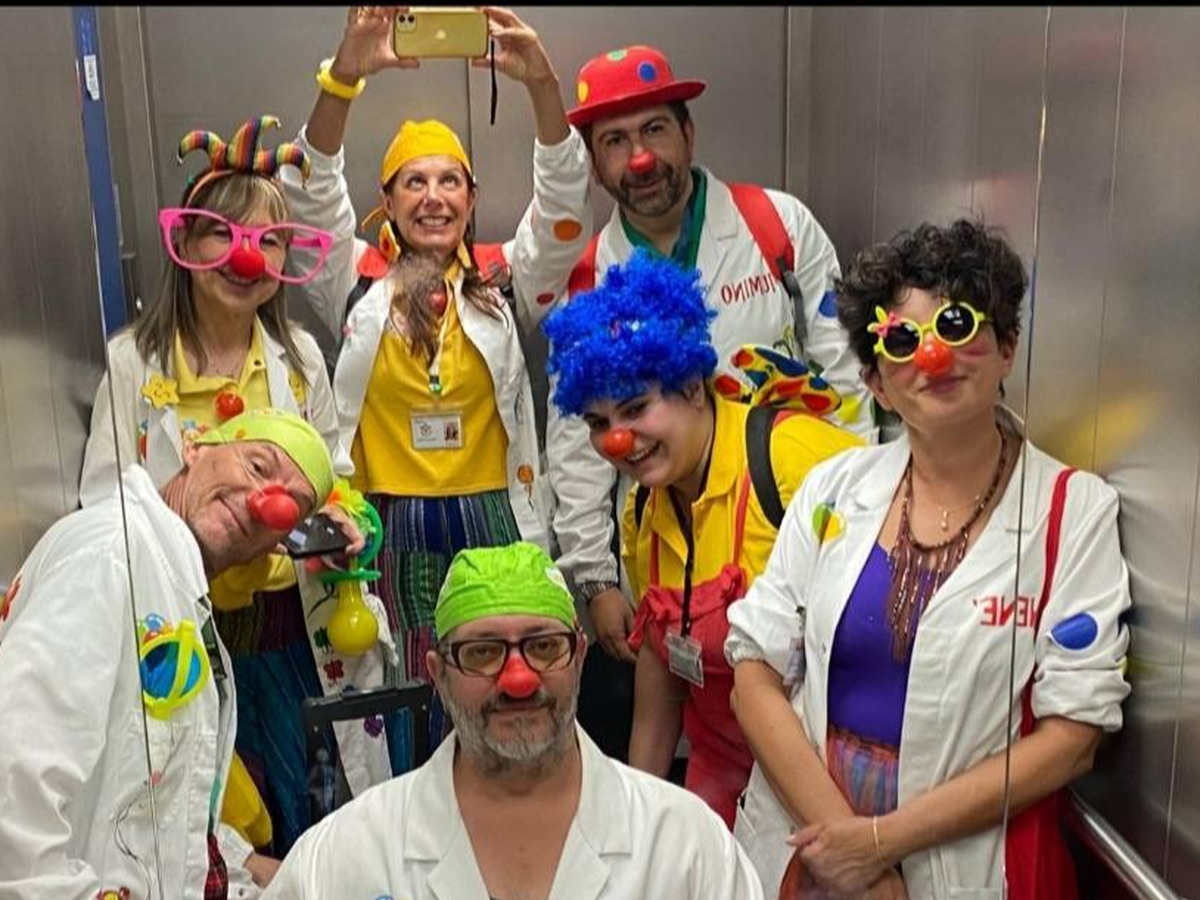 Fuori di Clown associazione di volontariato campaign photo, 1 of 7
