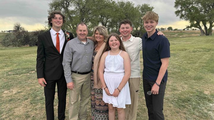 Fundraiser for Earen Clark by Brandi McKenzie : Clark Family