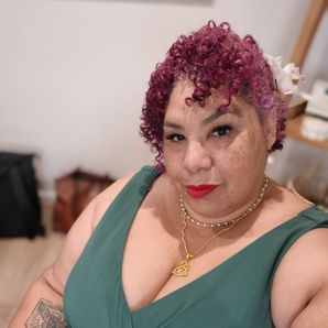 Della Radtke