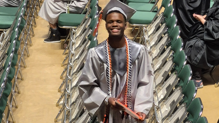 Help Fund My College Dreams campaign photo, 1 of 3