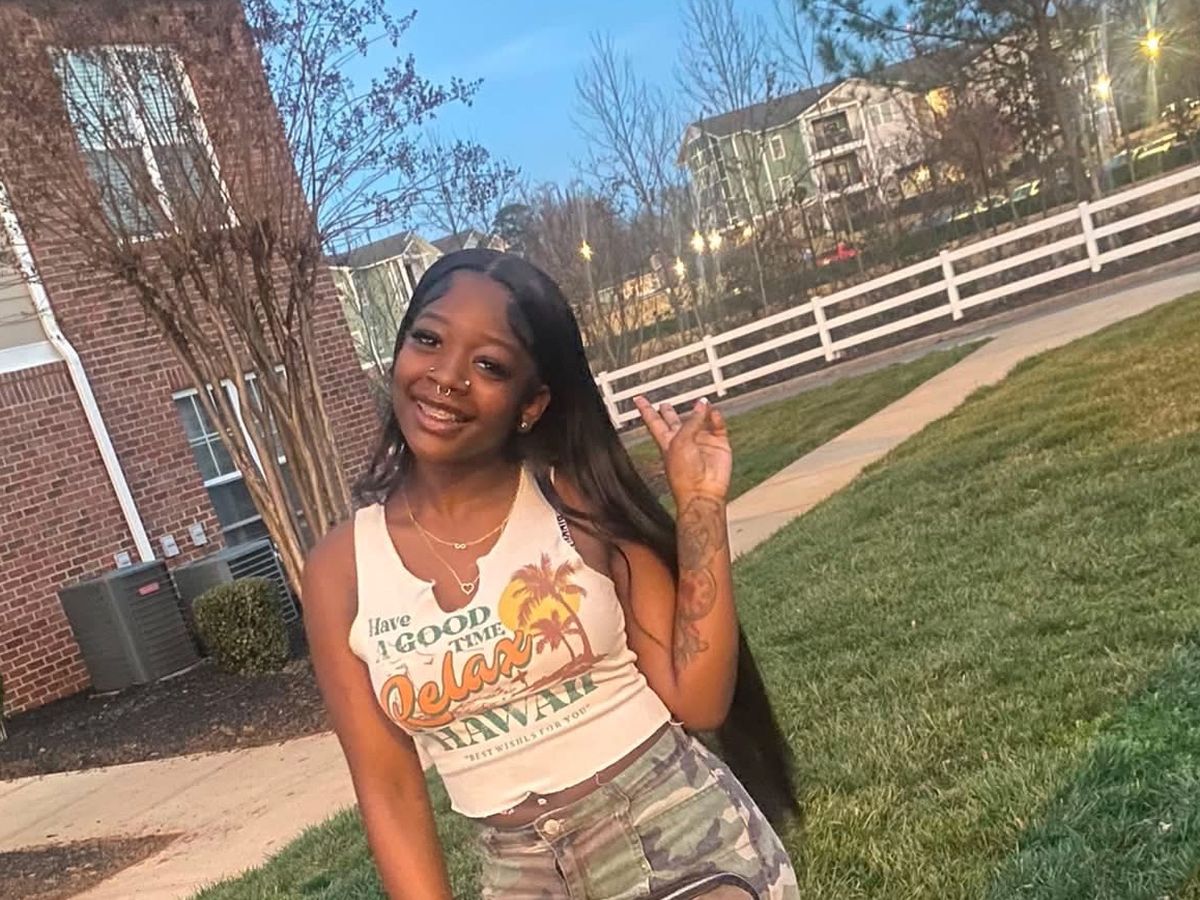 Support for Yahmonnie Houston’s Family campaign photo, 1 of 8