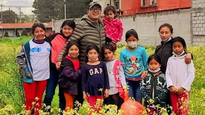 Backpacks for Tomorrow: Helping Kids in Guatemala video thumbnail, 1 of 2
