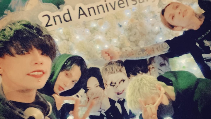 fukuro's anniversary flowers 2025!! campaign photo, 1 of 3