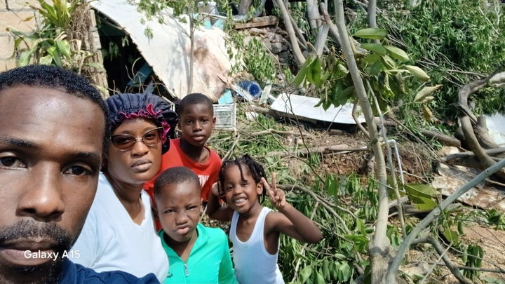 Help The Edwards Family (& their neighbors) rebuild directly campaign photo, 1 of 7
