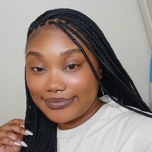 Tiya Thomas 