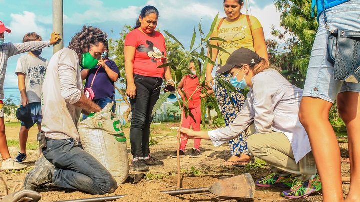 1000 Trees for communities in Santa Elena! campaign photo, 1 of 2
