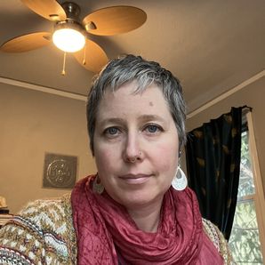 Amy Oyarzabal