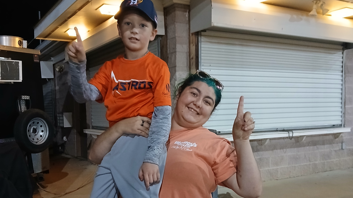 Support Aliciana’s Fight Against Kidney Cancer campaign photo, 1 of 3
