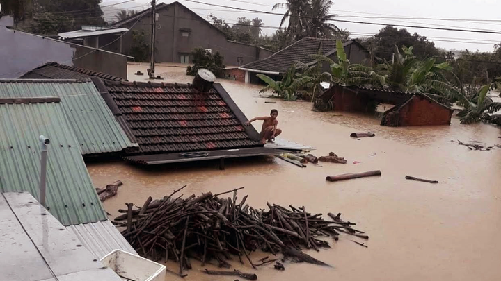 Overstroming Vietnam - Floods in Vietnam - Lû lųt ở Vietnam campaign photo, 1 of 7