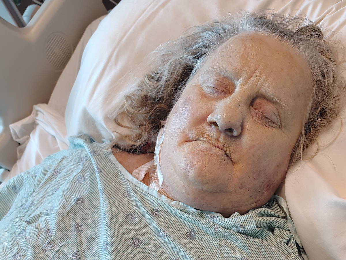 Help with funeral services for my mother Julie Proffitt campaign photo, 1 of 5