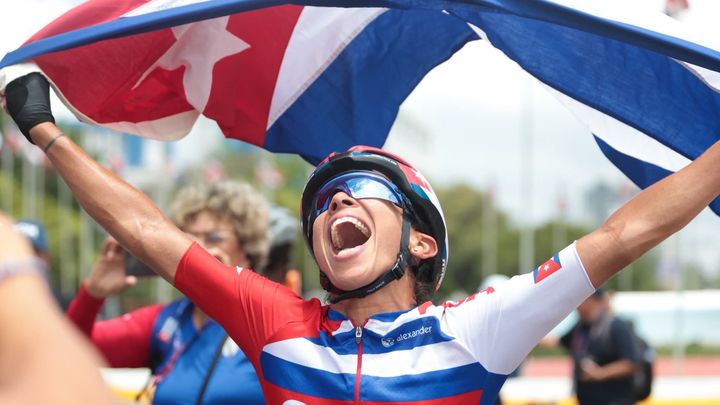 Help Marlies Mejías Reach the Olympics campaign photo, 1 of 8