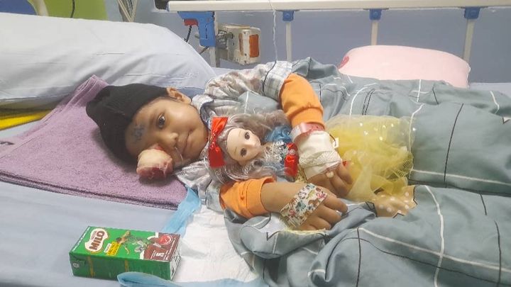 Help Irasha Ahmed Save Her Vision! campaign photo, 1 of 3