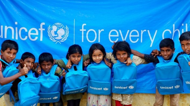 Levée de fonds pour l'UNICEF campaign photo, 1 of 3