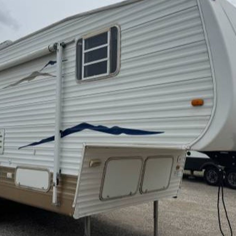 Borderline Homeless retiree, need help as winter is near.
