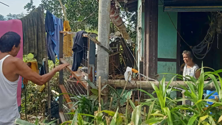 Access to food, water, and roof after the typhoon campaign photo, 1 of 5