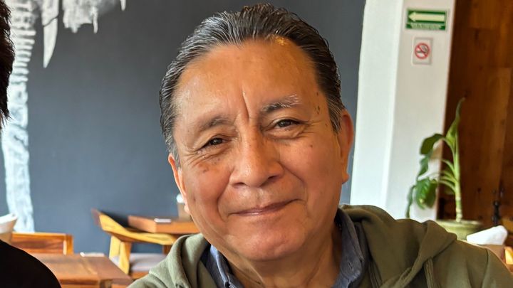 Por mi papá, hoy necesitamos de ustedes campaign photo, 1 of 8