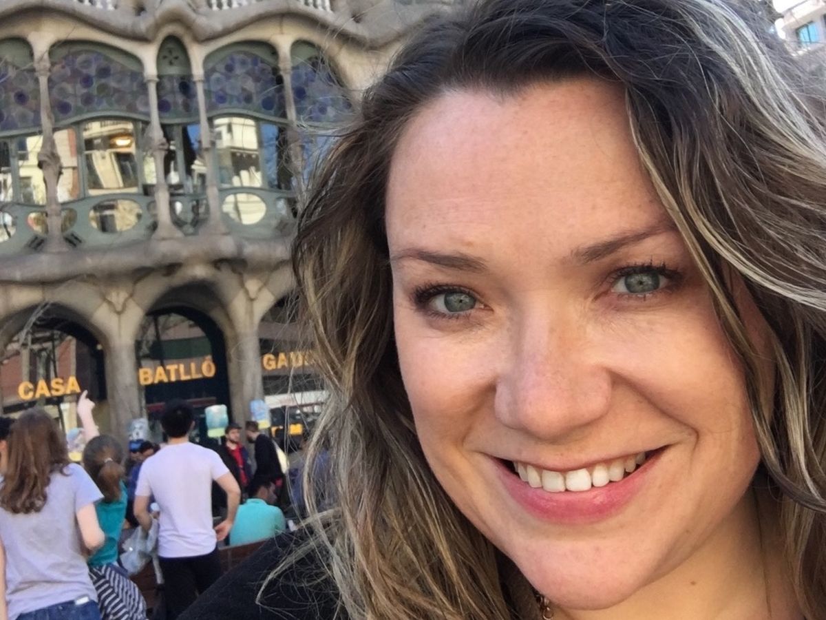 Mariana ontem criou uma lista de coisas para fazermos em família hoje. Só  acho que não vai rolar o cinema e o blog. O cinema pq combinamos outro  programa com a ex-esposa, image size:1200x900