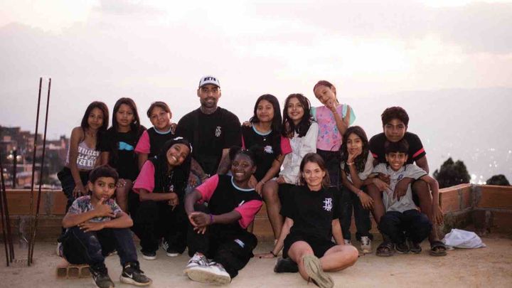Let's give colombian kids a CHANCE TO DANCE campaign photo, 1 of 3