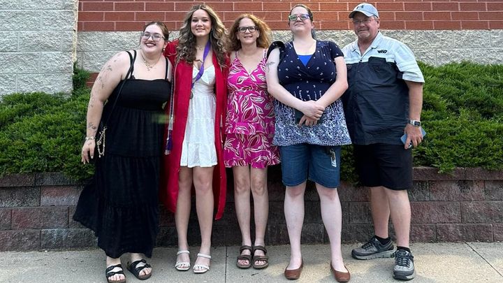 Help Melissa Hammond's Daughters Honor Their Mother's Memory campaign photo, 1 of 6