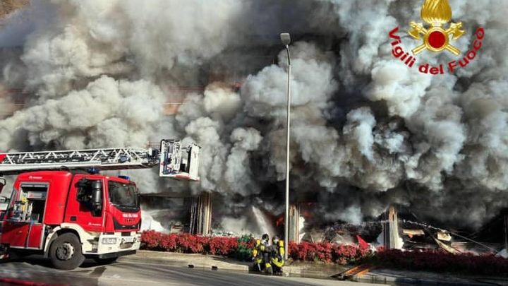 Una delle famiglie rimaste coinvolte nel incendio! campaign photo, 1 of 3