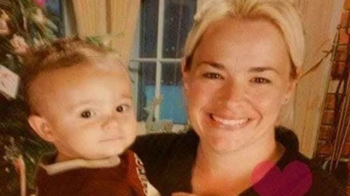 Please help Jamie get her medical treatment campaign photo, 1 of 4