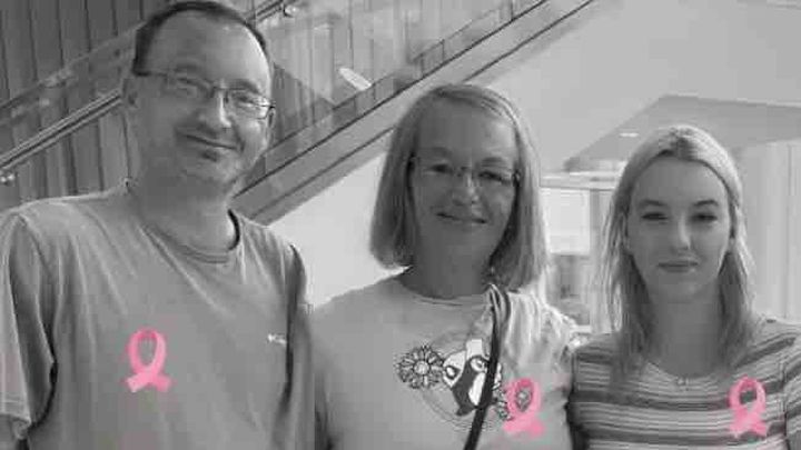 Help in Jody's Cancer Recovery Costs & Surgeries campaign photo, 1 of 3