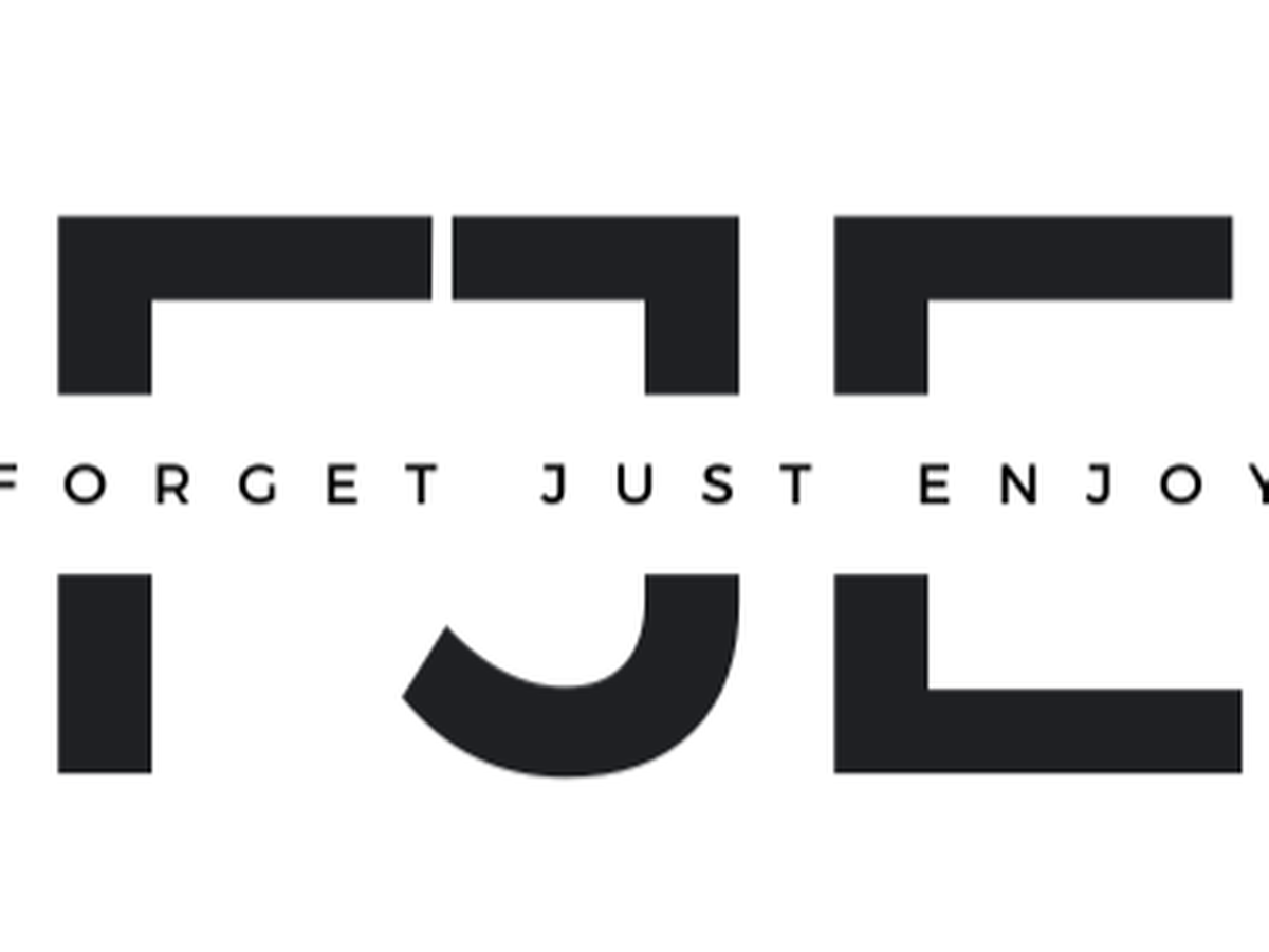 Soutenez Forget Just Enjoy : Danse, Sourires et Événements campaign photo, 1 of 4