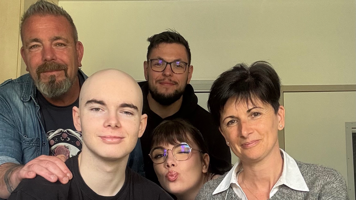 Savons Amaury : 18 ans combat contre un cancer raredu Cancer campaign photo, 1 of 8