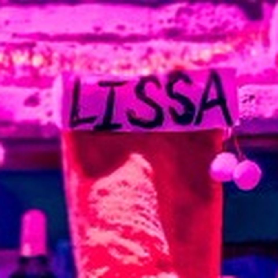 Lissa 91eiPvz30qL._UF350,350_QL50_.jpg