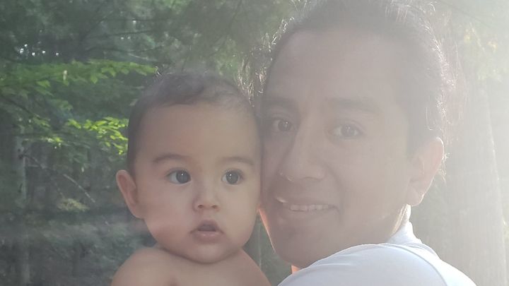 Help Sara, Gustavo and Kids Create a New Life campaign photo, 1 of 8