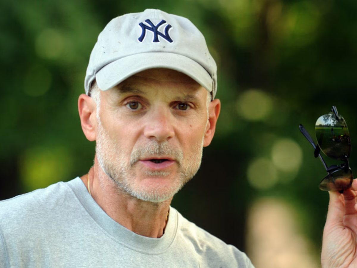 Legal fees to help Coach Aris return to his teams at FM! campaign photo, 1 of 6