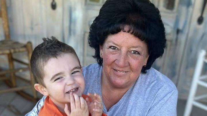 Support for Mom's Medical Expenses campaign photo, 1 of 3