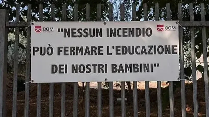 Ricostruiamo insieme la nostra scuola campaign photo, 1 of 3