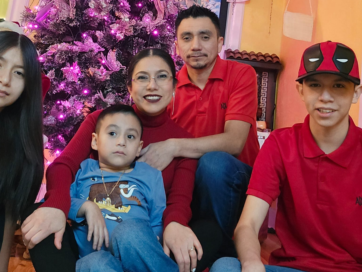 Fundraiser by Christian Rivera : ayuda para mi familia despues de una  detencion de ICE.., image size:1200x900